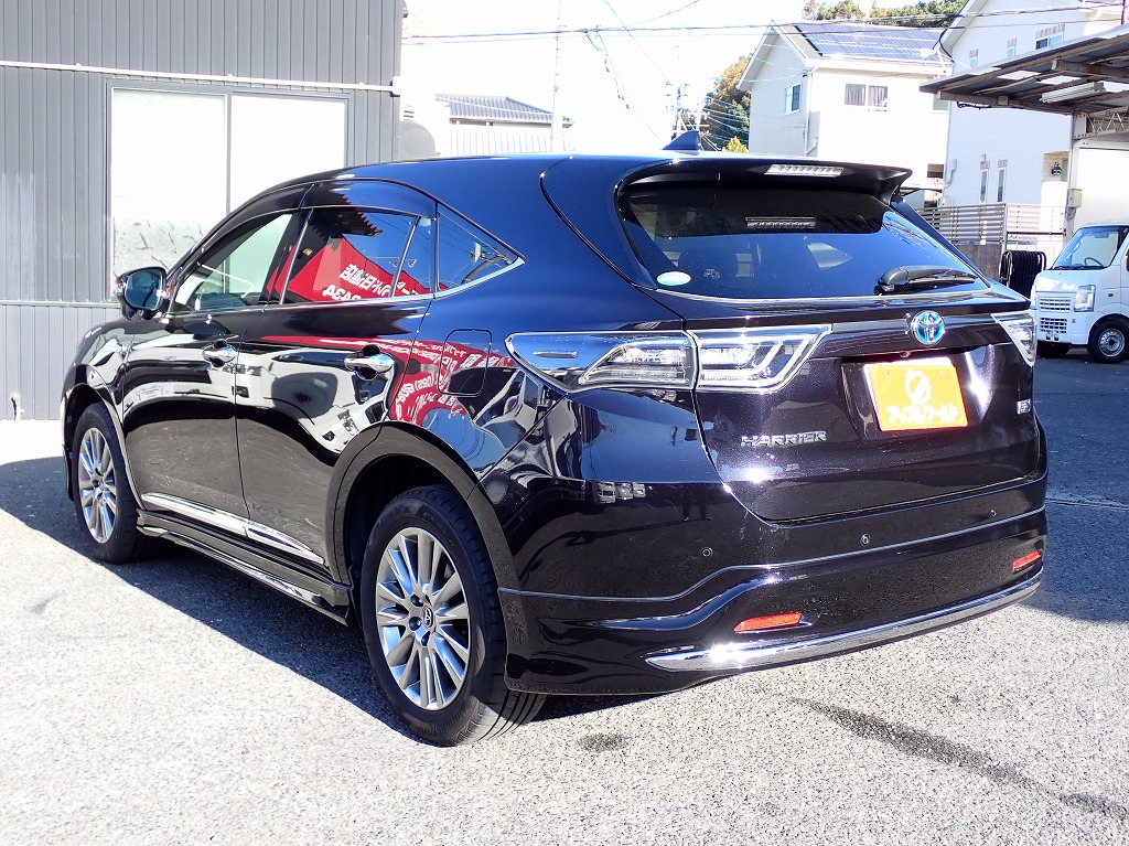 TOYOTA Harrier Hybrid