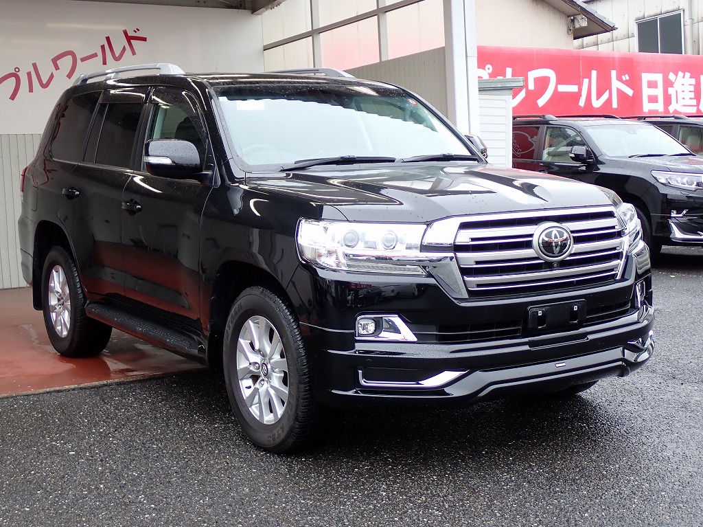 TOYOTA Land Cruiser