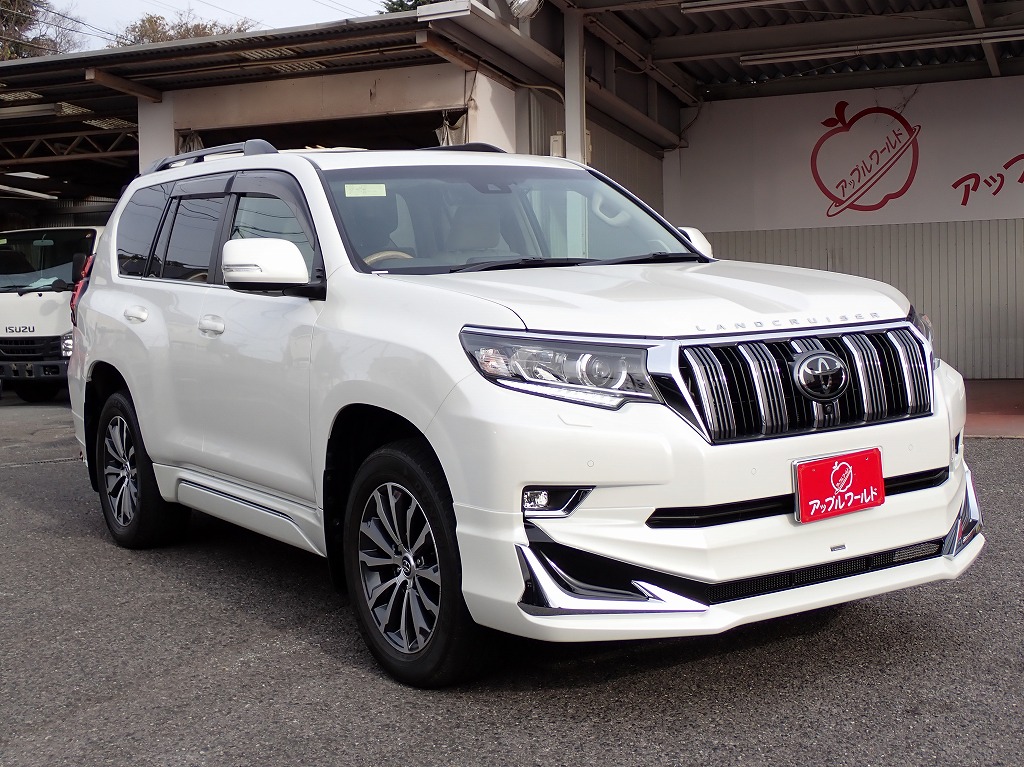 TOYOTA Land Cruiser Prado