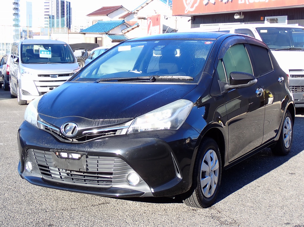 TOYOTA Vitz