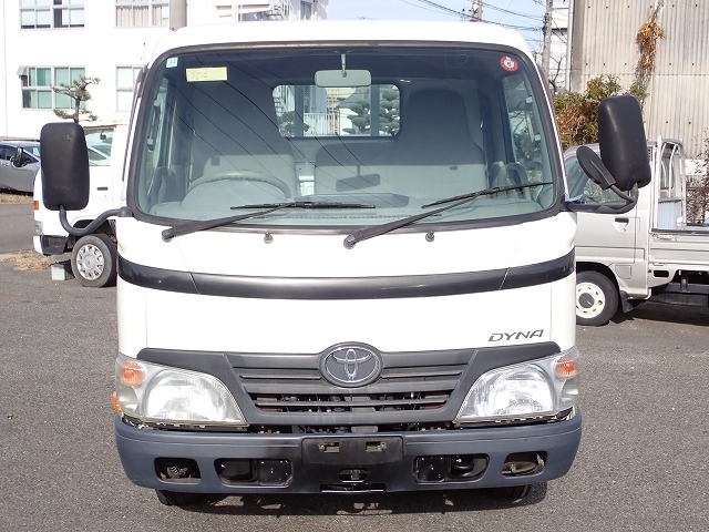 TOYOTA Dyna Truck