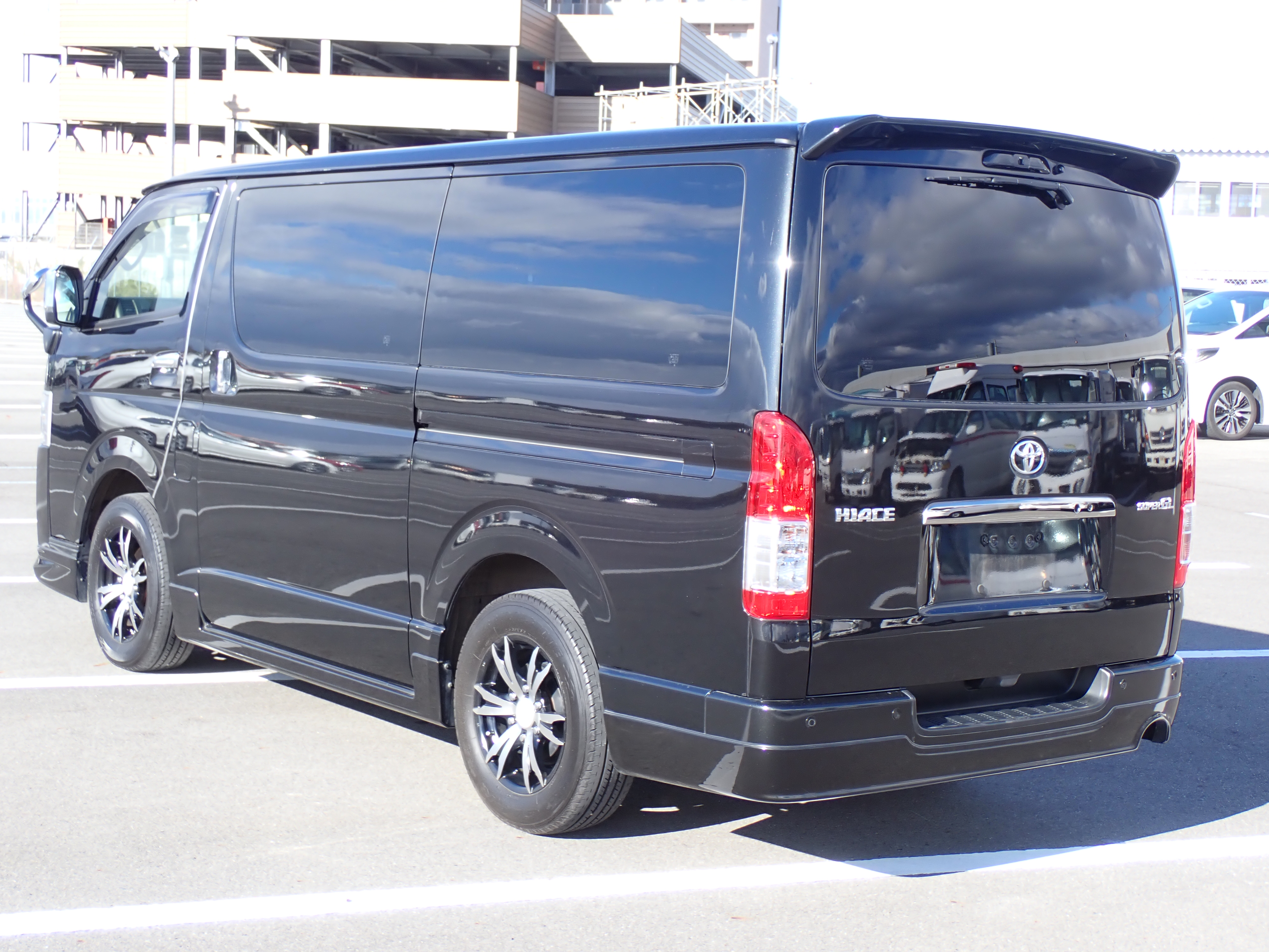 TOYOTA Hiace Wagon