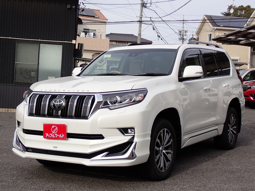 TOYOTA Land Cruiser Prado