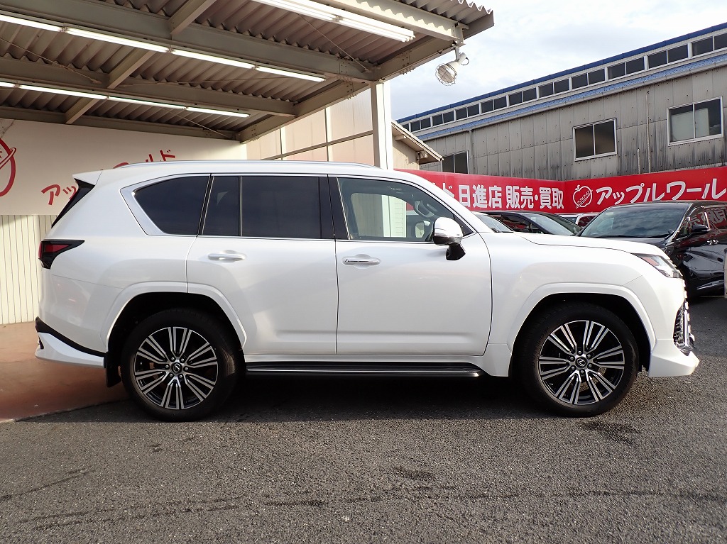 LEXUS LX