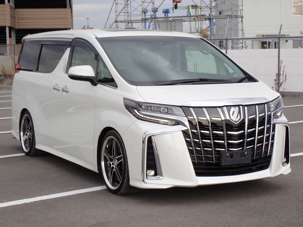 TOYOTA Alphard