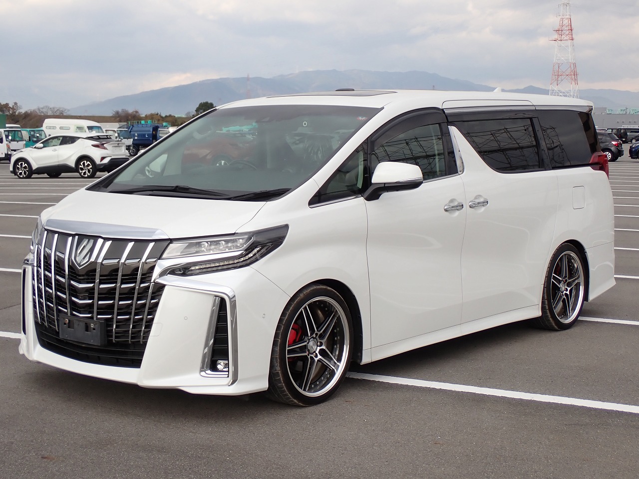 TOYOTA Alphard