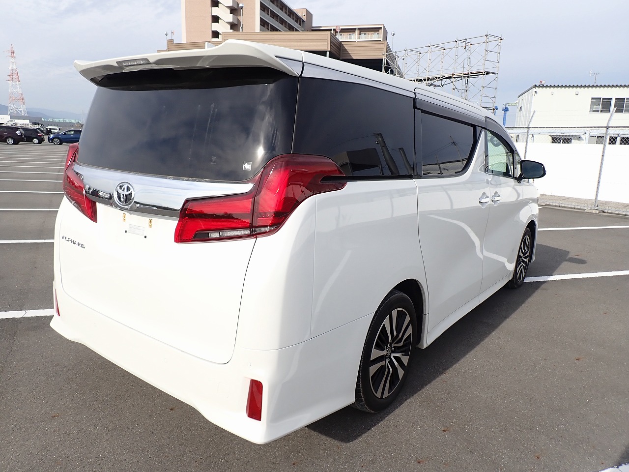 TOYOTA Alphard