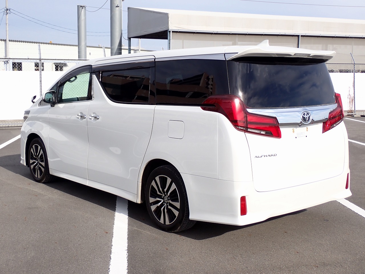 TOYOTA Alphard