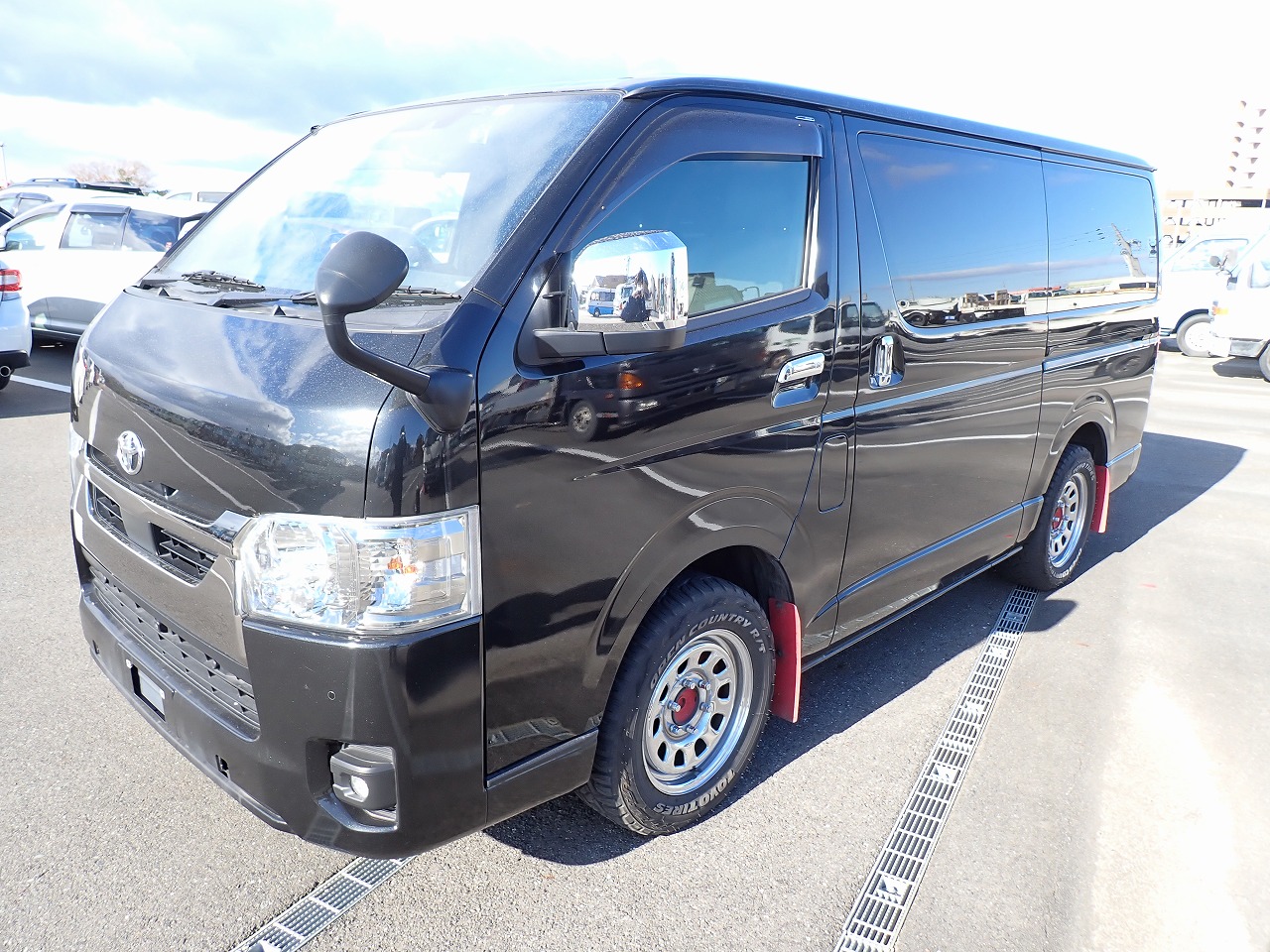 TOYOTA Hiace Van