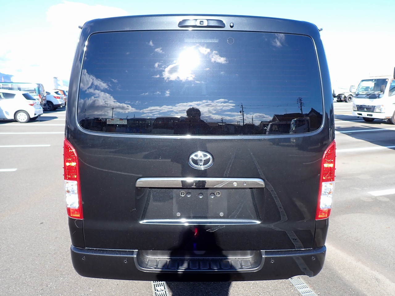 TOYOTA Hiace Van