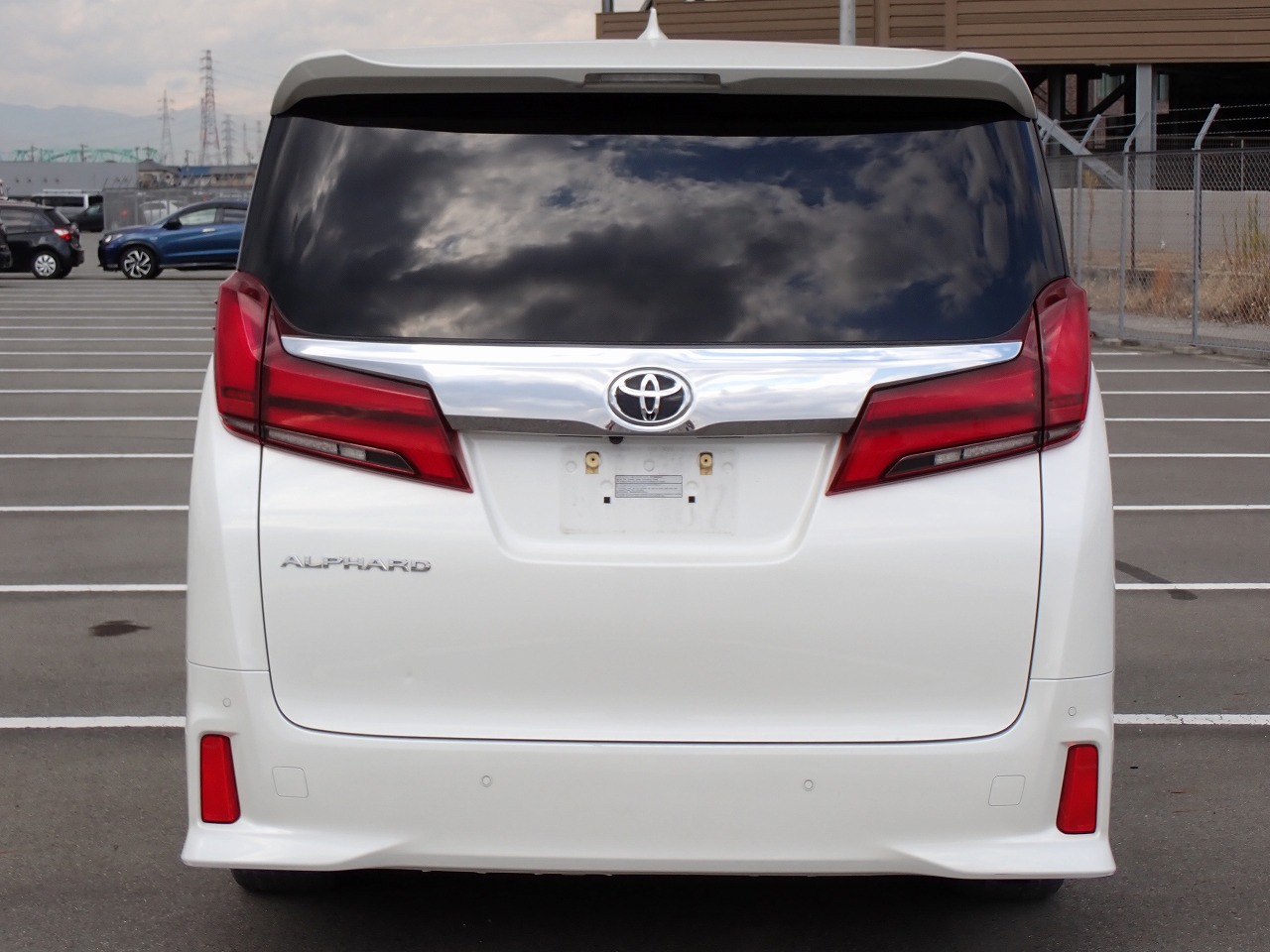 TOYOTA Alphard