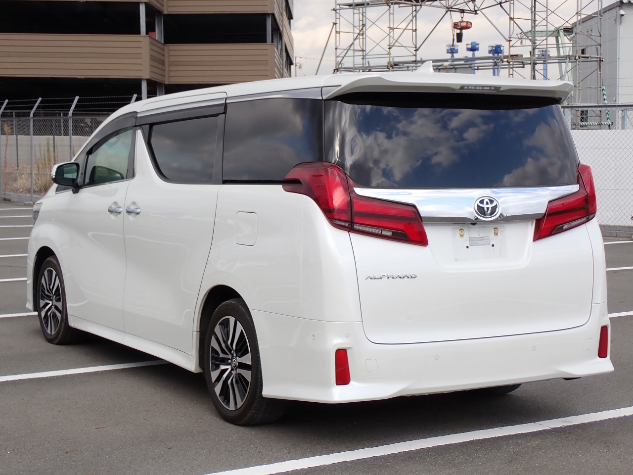 TOYOTA Alphard