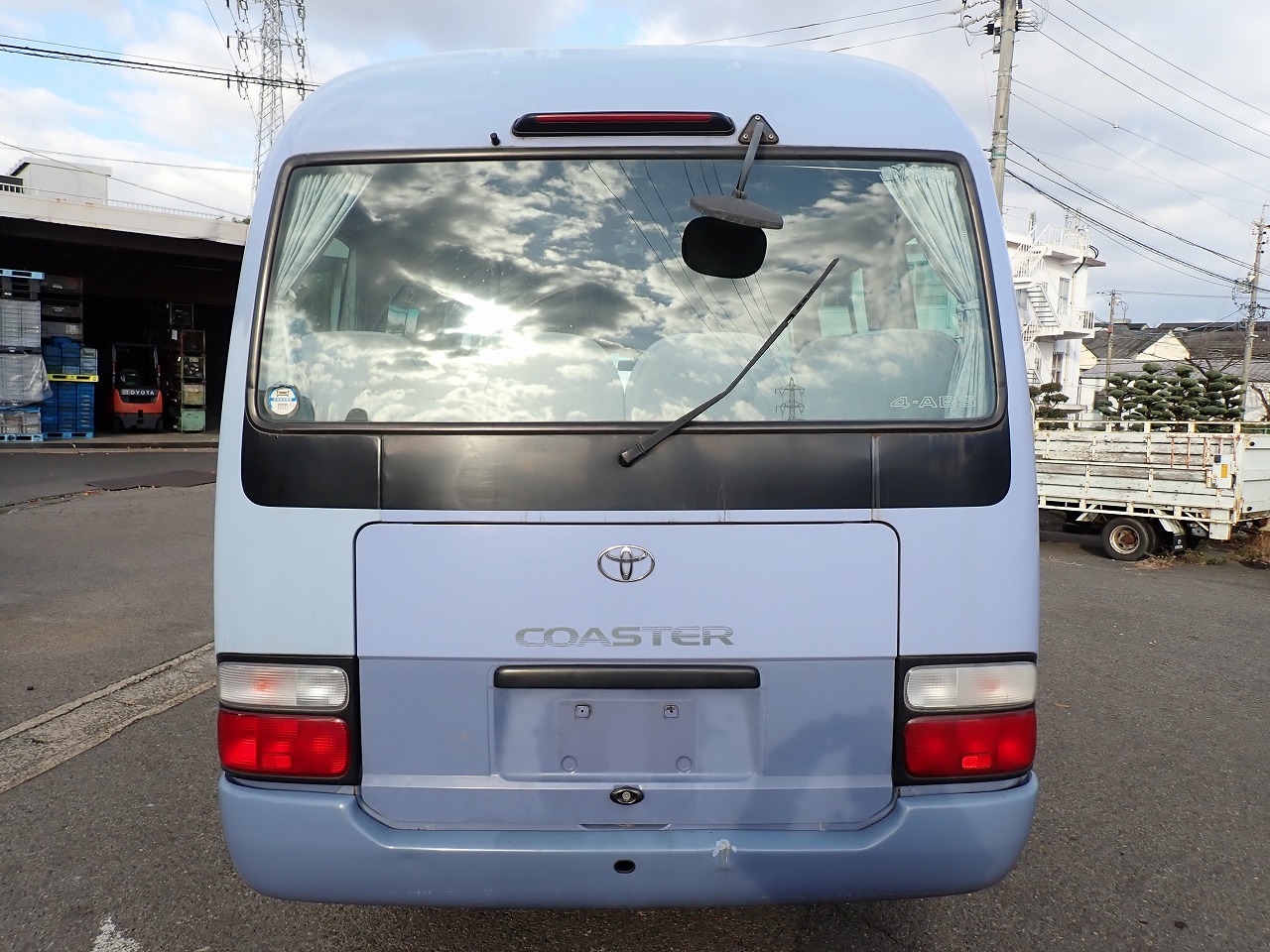 TOYOTA Coaster