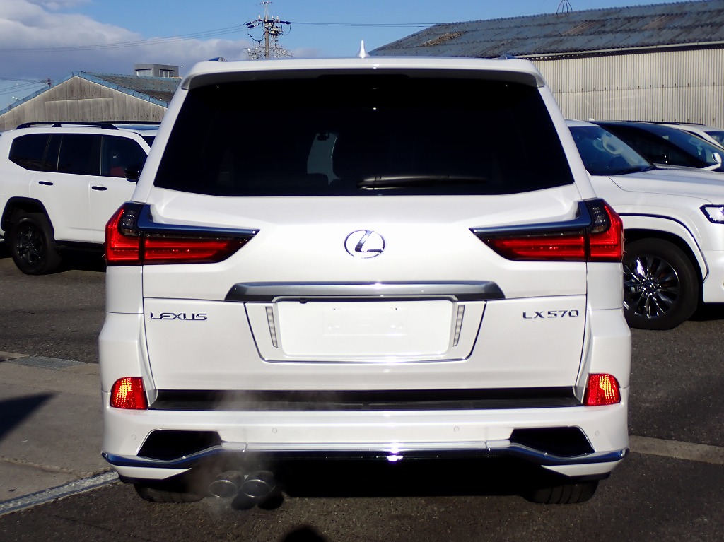 LEXUS LX 570