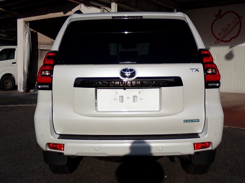 TOYOTA Land Cruiser Prado