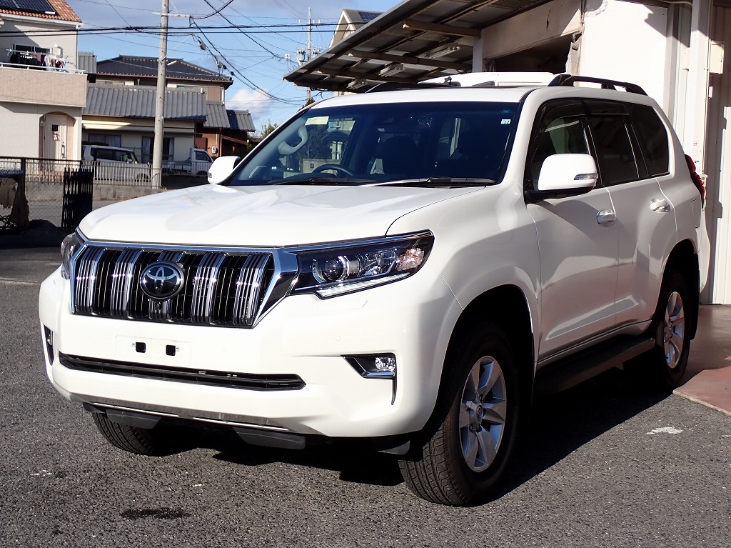 TOYOTA Land Cruiser Prado