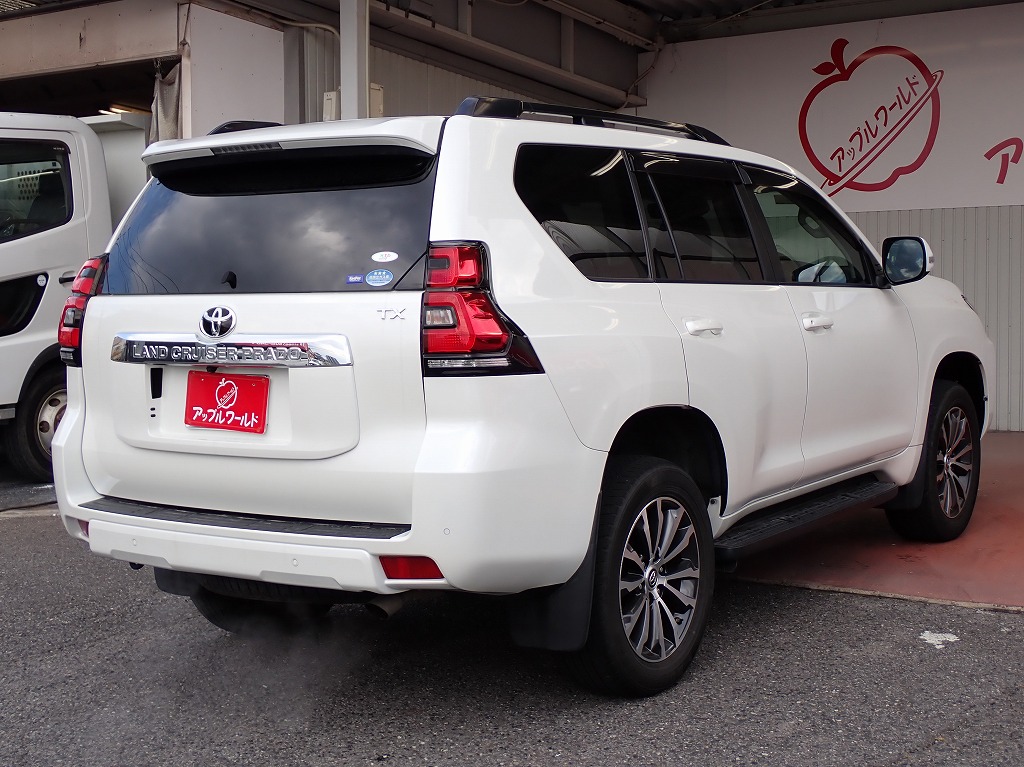 TOYOTA Land Cruiser Prado