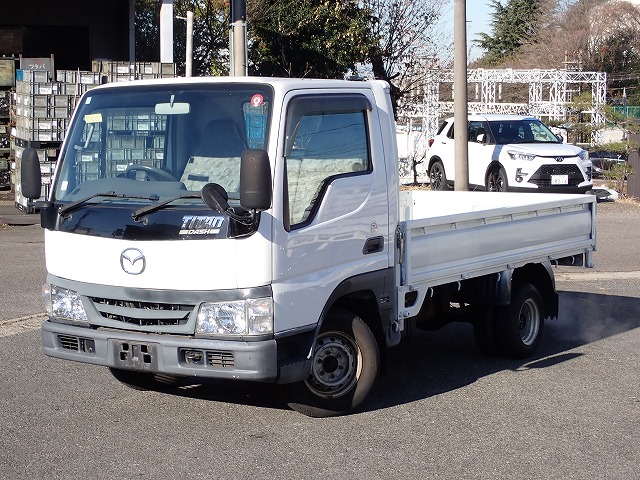 NISSAN Titan