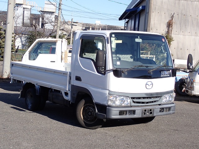 NISSAN Titan