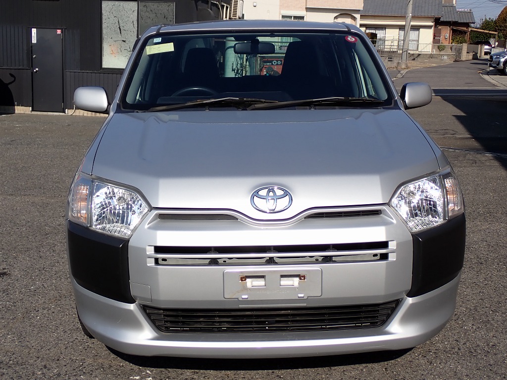 TOYOTA Succeed Van