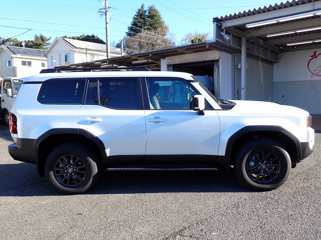 TOYOTA Land Cruiser 250