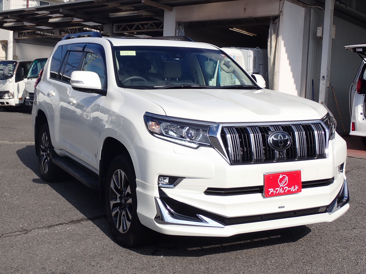 TOYOTA Land Cruiser Prado