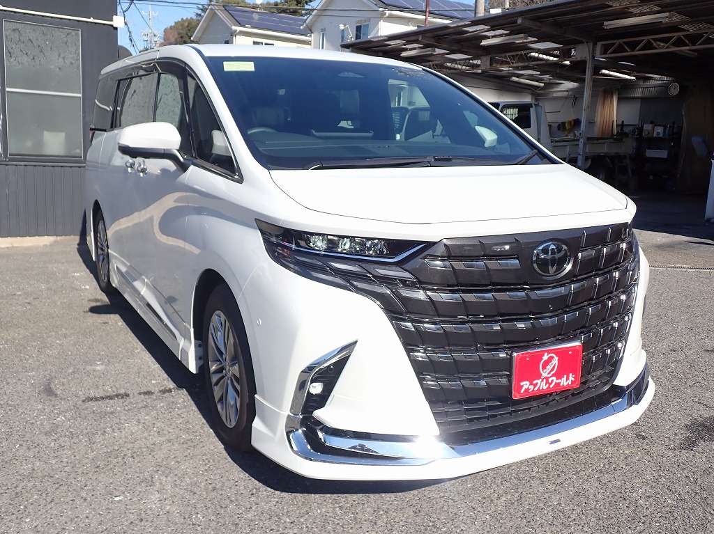 TOYOTA Alphard