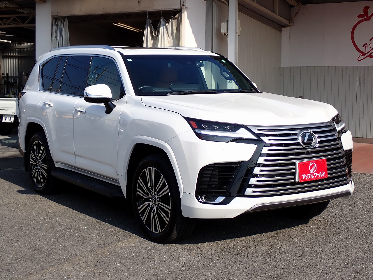 LEXUS LX