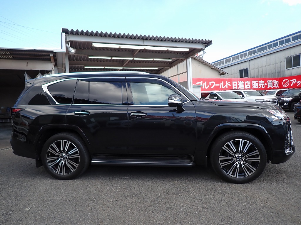 LEXUS LX