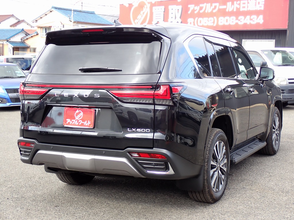 LEXUS LX