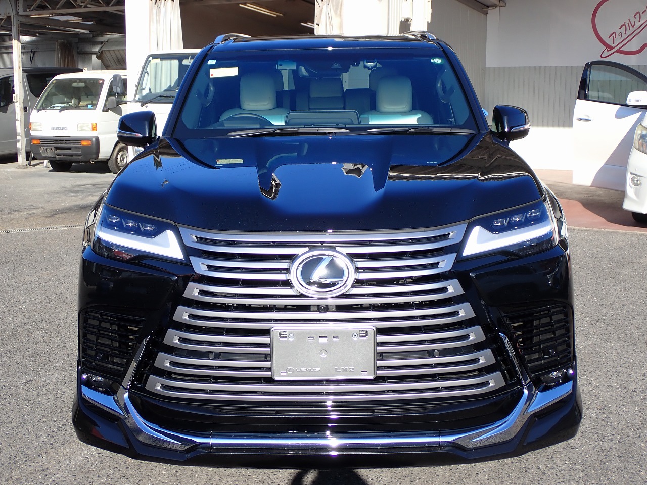 LEXUS LX