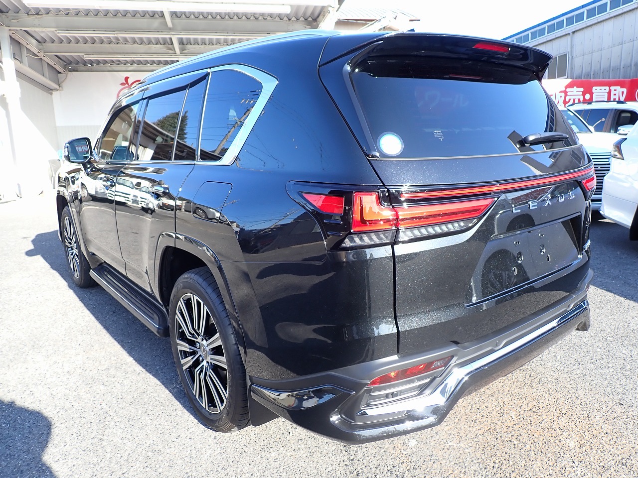 LEXUS LX