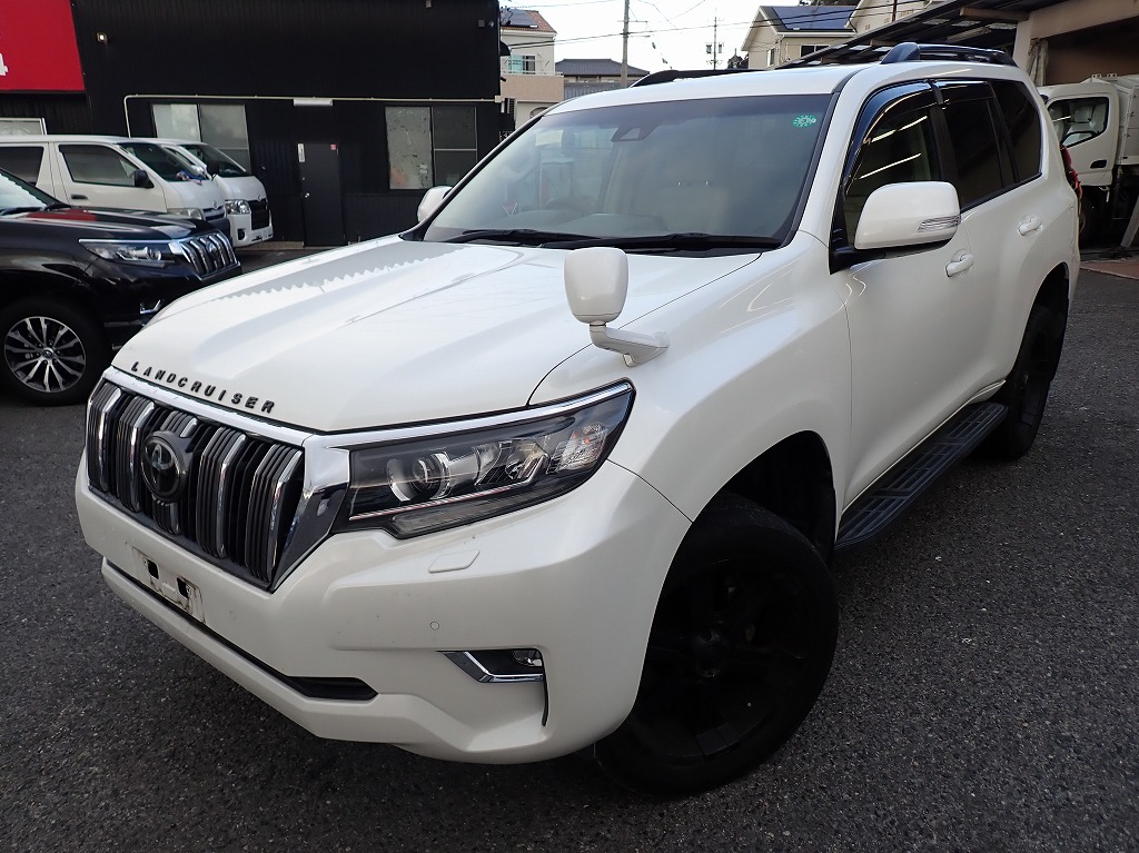 TOYOTA Land Cruiser Prado