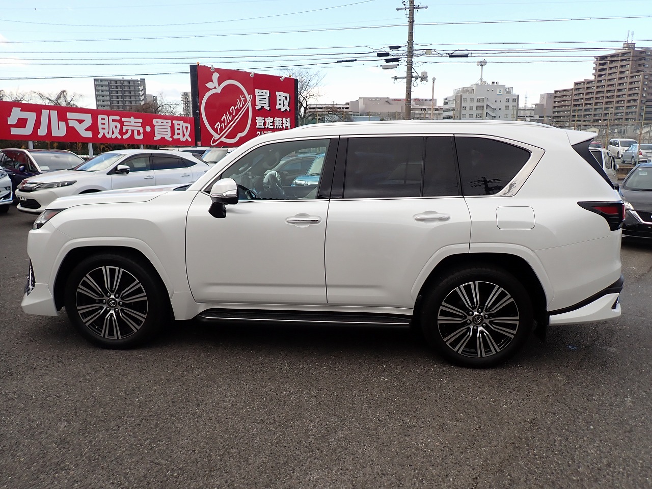 LEXUS LX