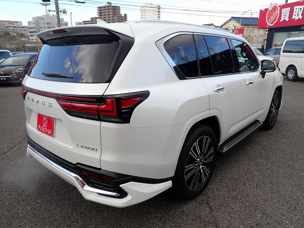 LEXUS LX