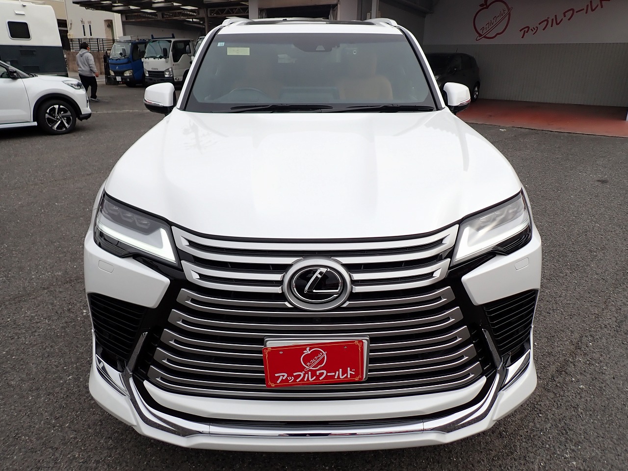 LEXUS LX