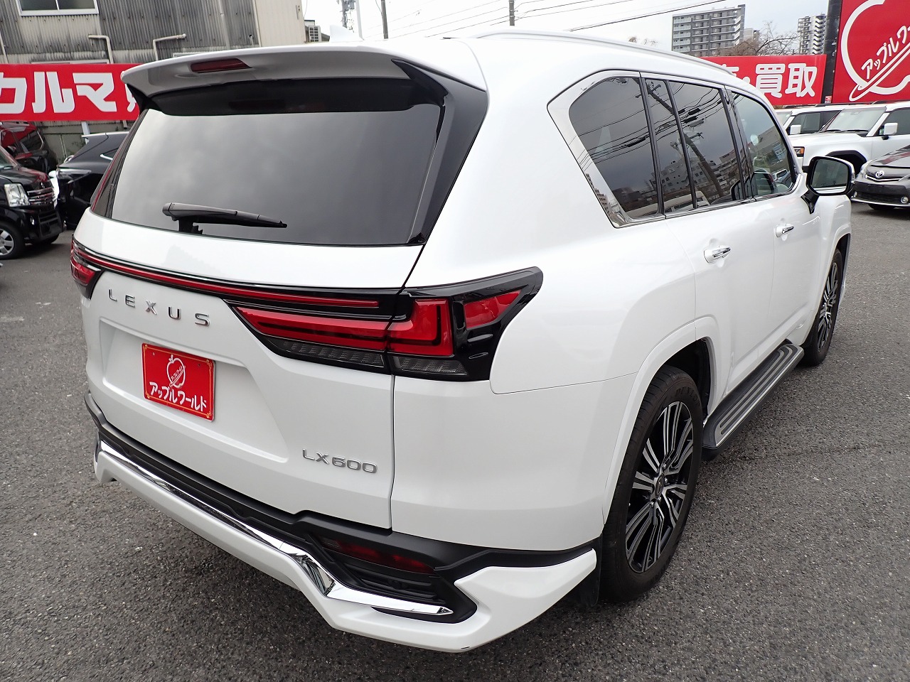 LEXUS LX