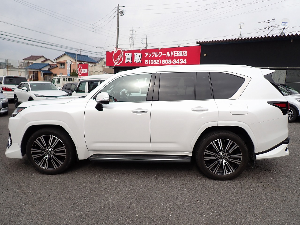 LEXUS LX