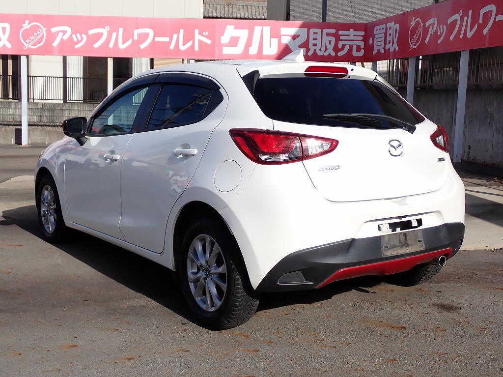 MAZDA Demio