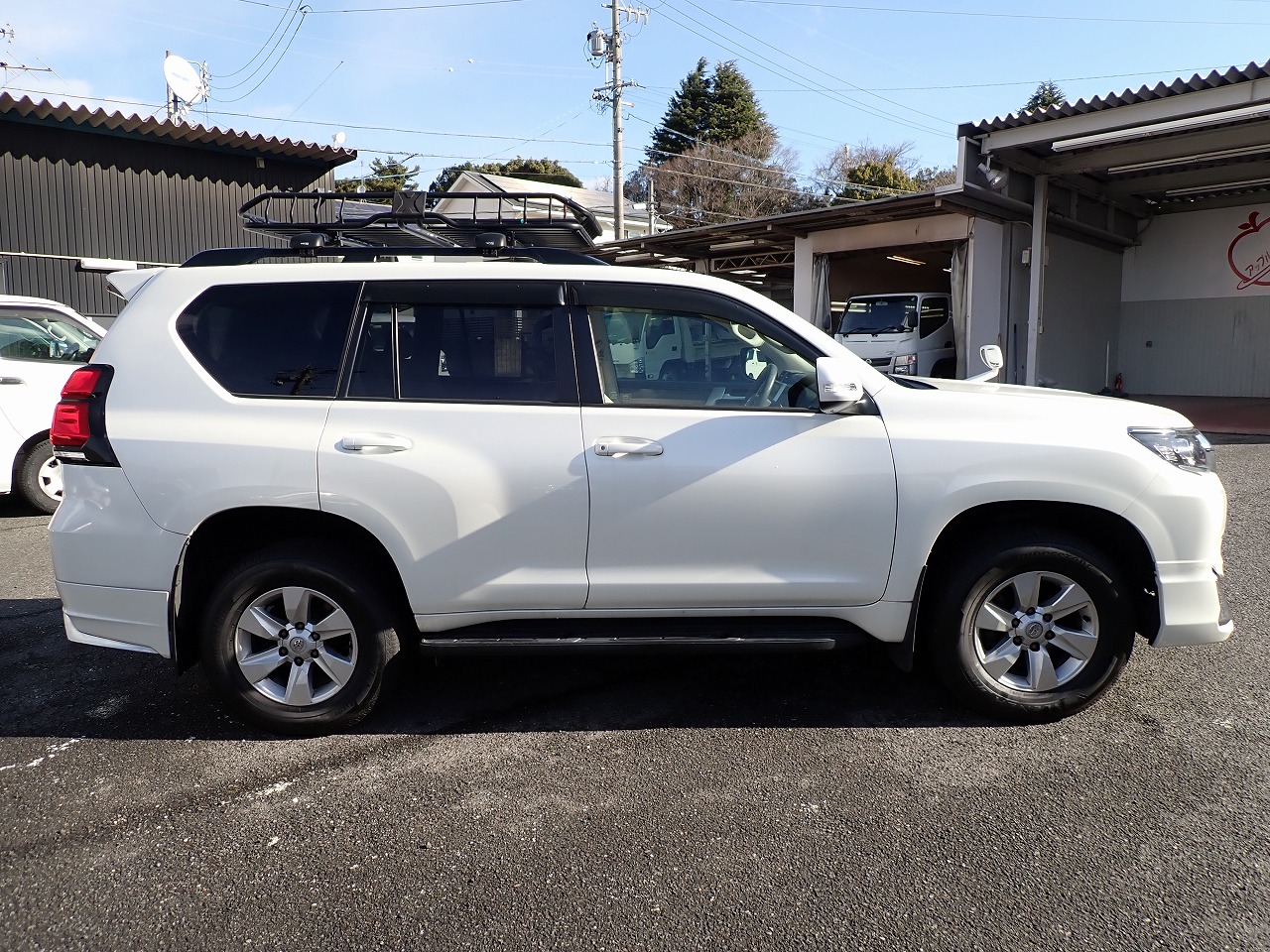 TOYOTA Land Cruiser Prado