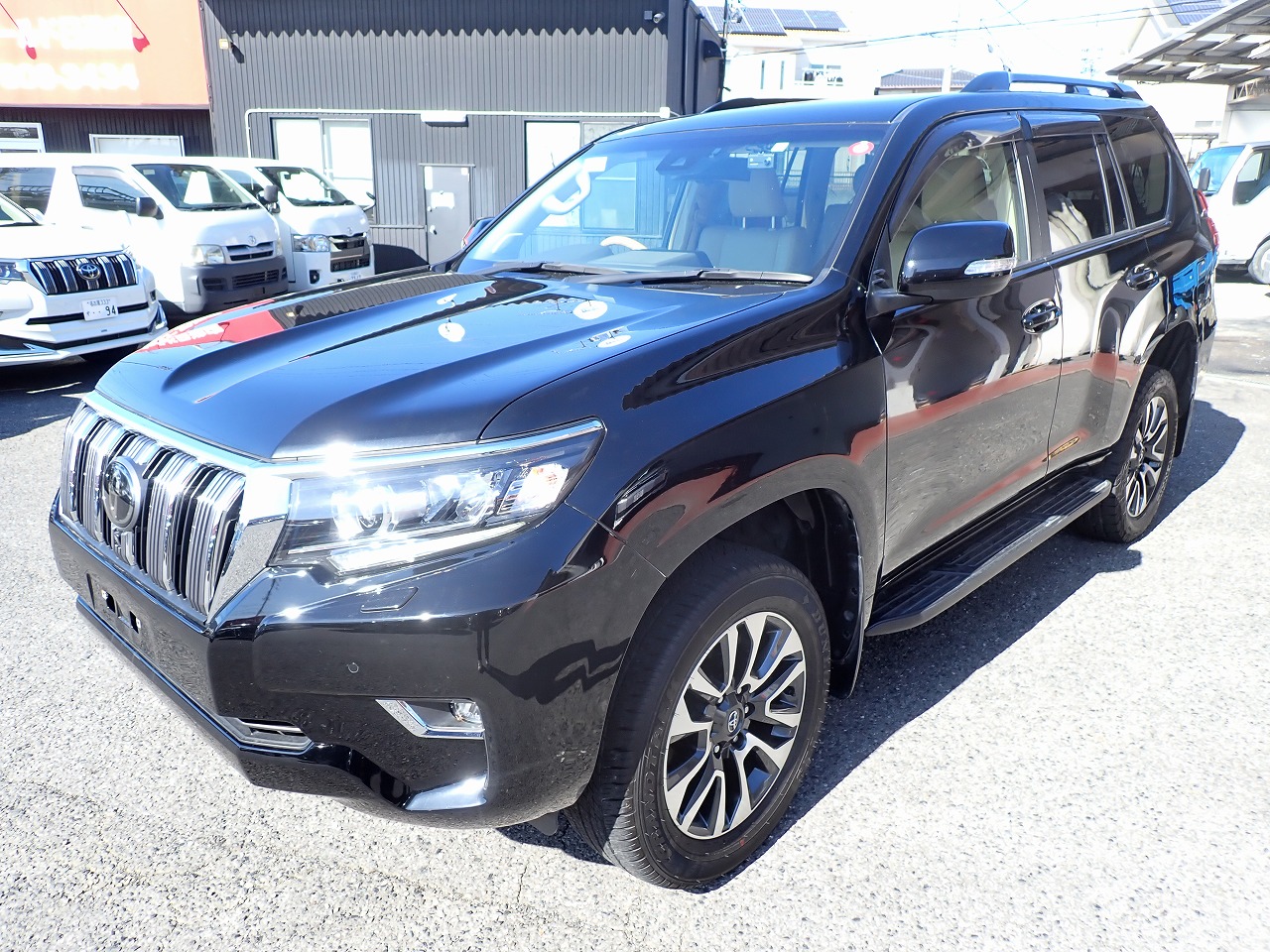 TOYOTA Land Cruiser Prado