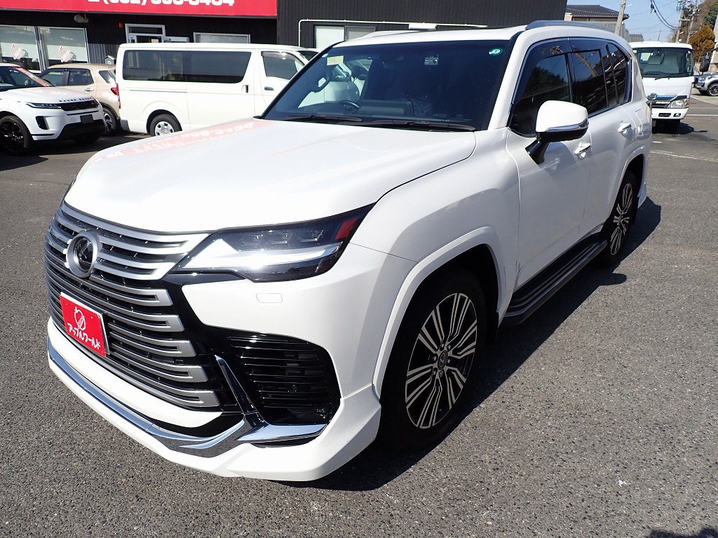 LEXUS LX