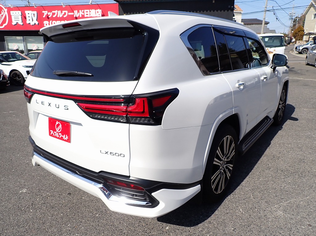 LEXUS LX