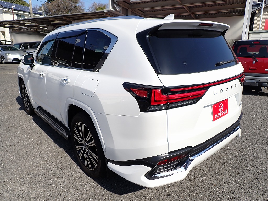 LEXUS LX