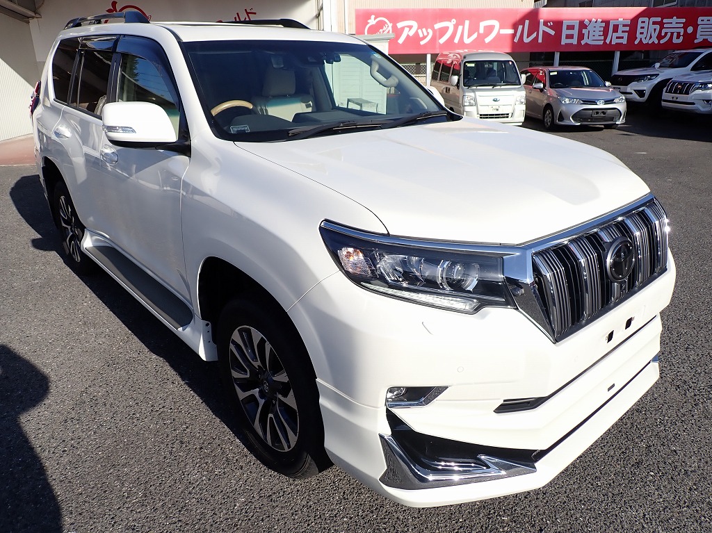 TOYOTA Land Cruiser Prado