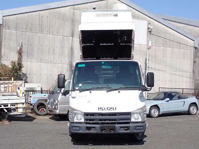 ISUZU Elf Truck