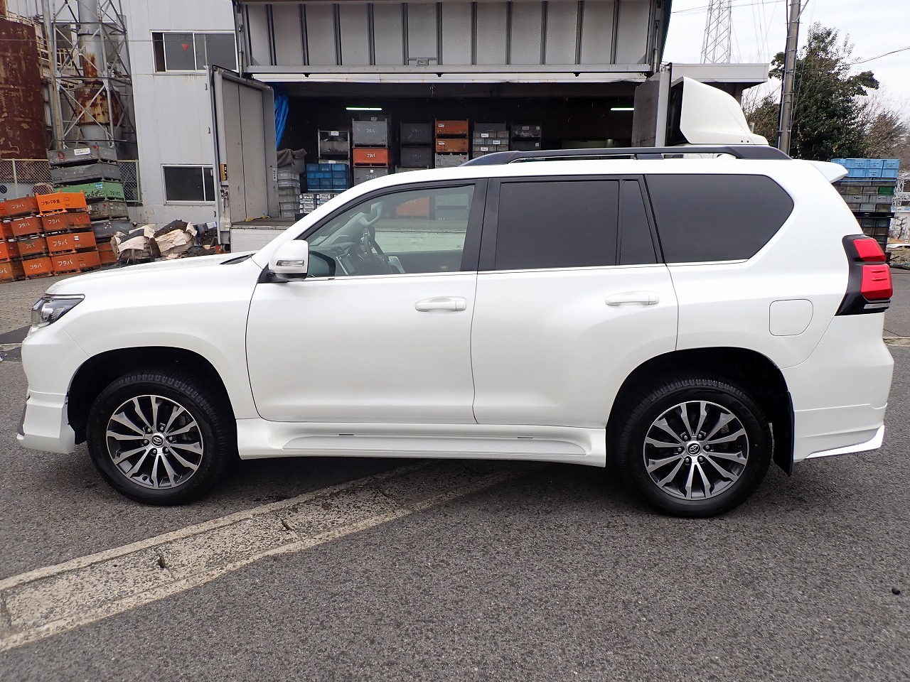 TOYOTA Land Cruiser Prado