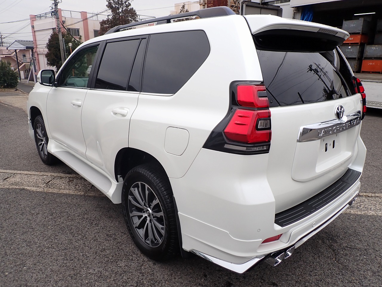 TOYOTA Land Cruiser Prado