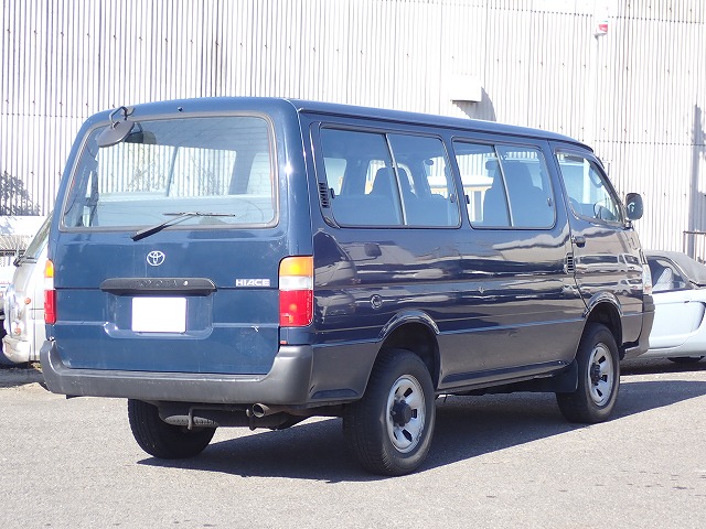 TOYOTA Hiace Wagon