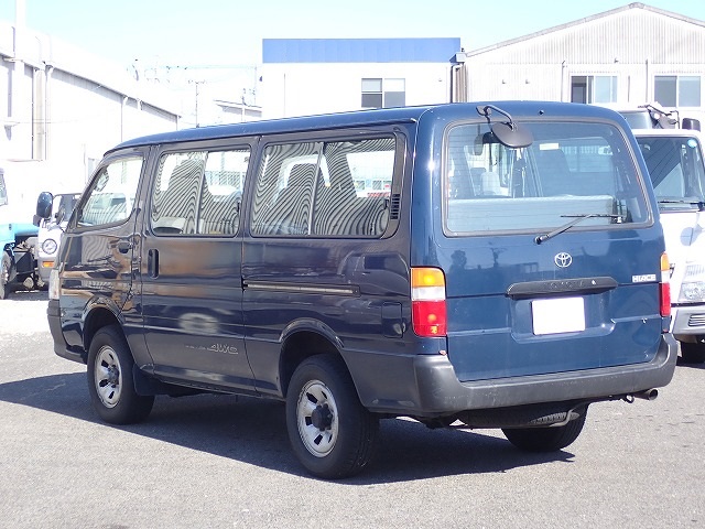 TOYOTA Hiace Wagon